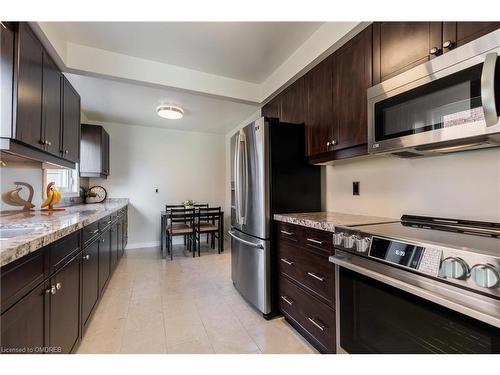 2662 Innisfil Road, Mississauga, ON - Indoor Photo Showing Kitchen