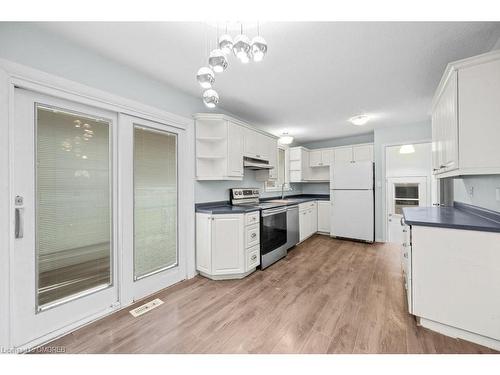 17 Joseph Street W, Cayuga, ON - Indoor Photo Showing Kitchen