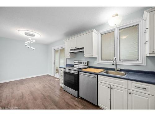 17 Joseph Street W, Cayuga, ON - Indoor Photo Showing Kitchen