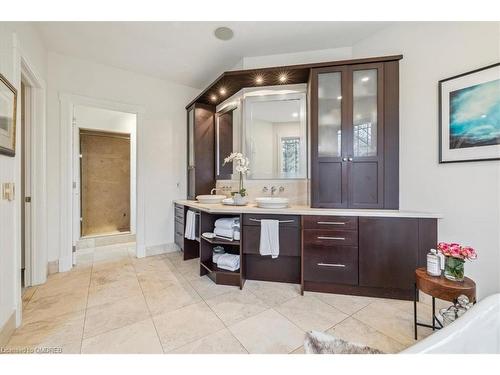 1143 Riverbank Way, Oakville, ON - Indoor Photo Showing Bathroom