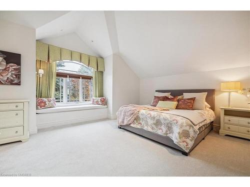 1143 Riverbank Way, Oakville, ON - Indoor Photo Showing Bedroom