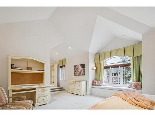 1143 Riverbank Way, Oakville, ON - Indoor Photo Showing Bedroom