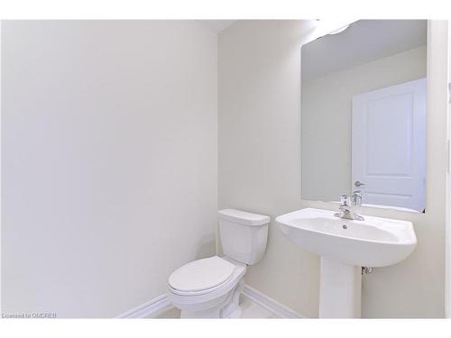 1432 National Common, Burlington, ON - Indoor Photo Showing Bathroom