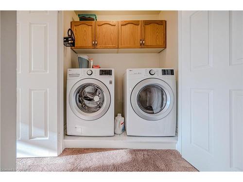 7-2105 Berwick Drive, Burlington, ON - Indoor Photo Showing Laundry Room