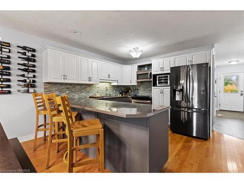 65 Abraham Drive, Stratford, ON - Indoor Photo Showing Kitchen