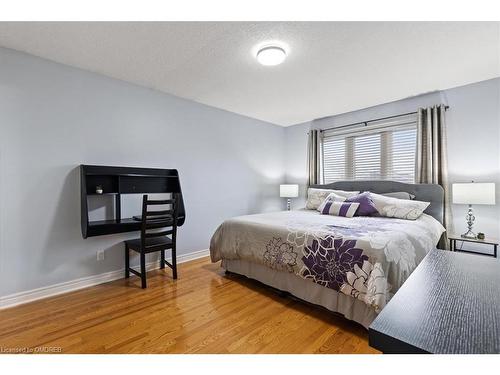 65 Abraham Drive, Stratford, ON - Indoor Photo Showing Bedroom