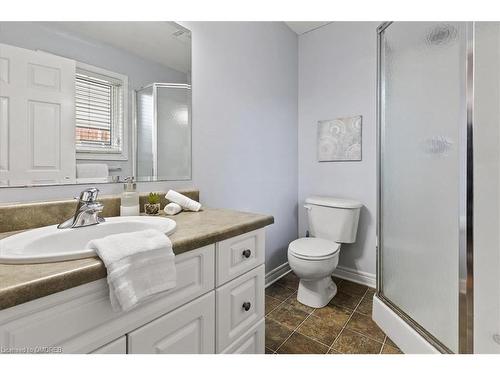 65 Abraham Drive, Stratford, ON - Indoor Photo Showing Bathroom