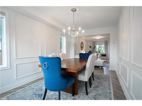 2 Smith Drive, Georgetown, ON - Indoor Photo Showing Dining Room