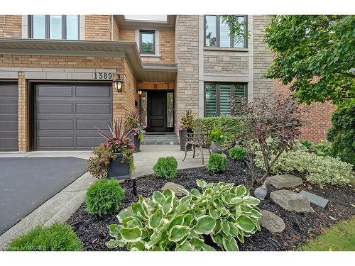 1389 Creekwood Trail, Oakville, ON - Outdoor