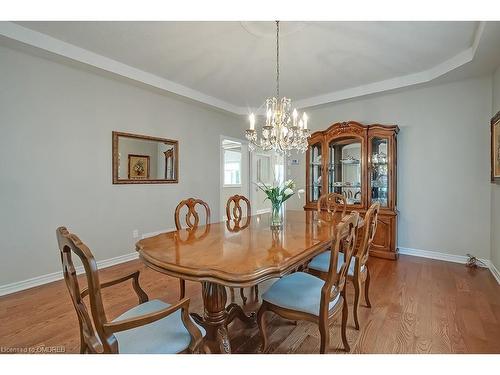 1389 Creekwood Trail, Oakville, ON - Indoor Photo Showing Dining Room