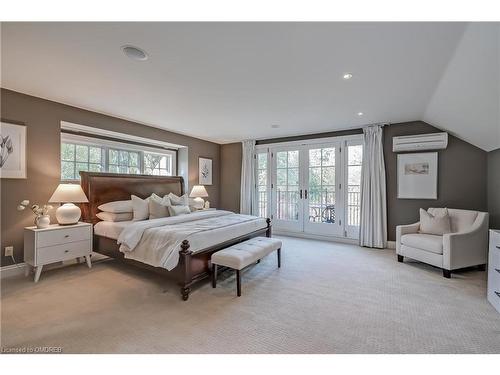 370 Poplar Drive, Oakville, ON - Indoor Photo Showing Bedroom