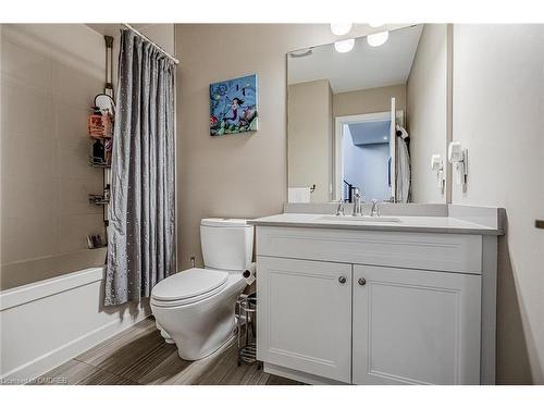 184 Dorval Drive, Oakville, ON - Indoor Photo Showing Bathroom