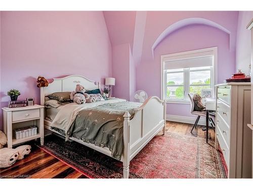 184 Dorval Drive, Oakville, ON - Indoor Photo Showing Bedroom