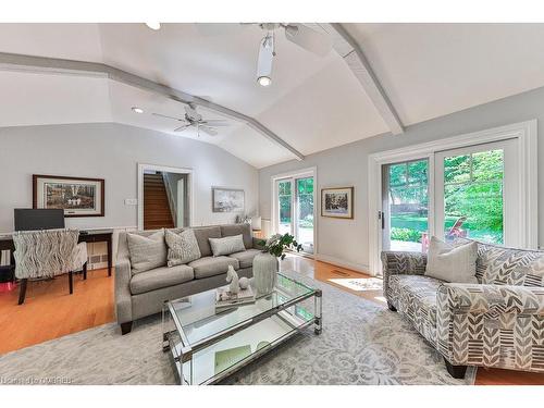 250 Dalewood Drive, Oakville, ON - Indoor Photo Showing Living Room