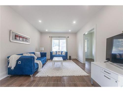 1842 Balsam Avenue, Mississauga, ON - Indoor Photo Showing Other Room