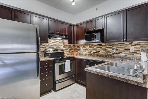 208-1340 Main Street E, Milton, ON - Indoor Photo Showing Kitchen With Double Sink With Upgraded Kitchen