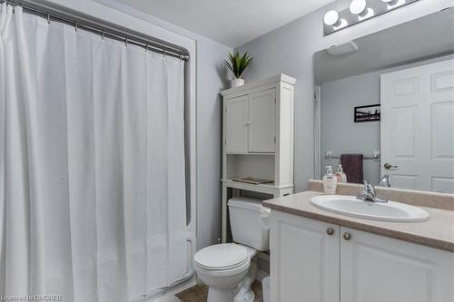 208-1340 Main Street E, Milton, ON - Indoor Photo Showing Bathroom