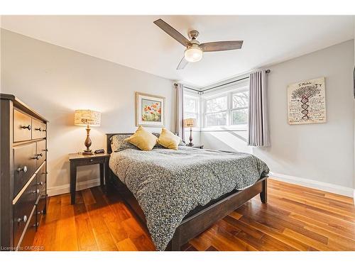 8 English Street, Erin, ON - Indoor Photo Showing Bedroom