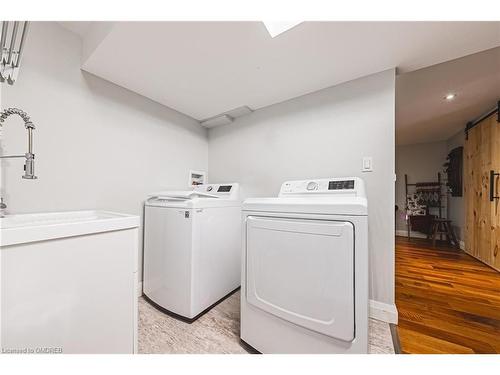 8 English Street, Erin, ON - Indoor Photo Showing Laundry Room