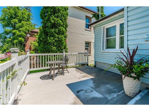 263 Sydney Street S, Kitchener, ON - Outdoor With Deck Patio Veranda