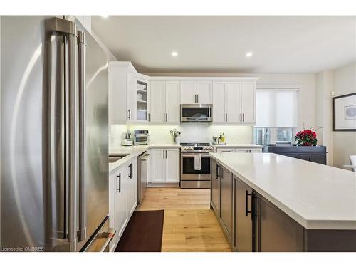 524 Sixteen Mile Drive, Oakville, ON - Indoor Photo Showing Kitchen With Stainless Steel Kitchen With Upgraded Kitchen