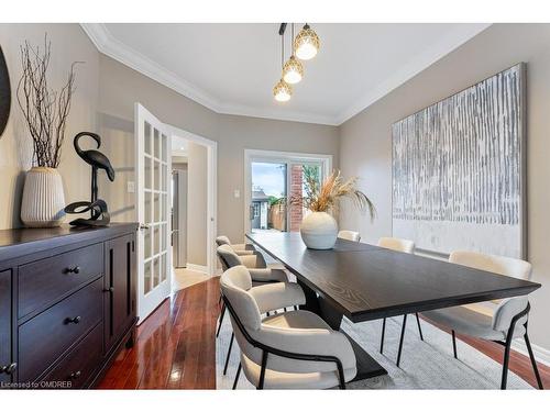 2576 Armour Crescent, Burlington, ON - Indoor Photo Showing Dining Room