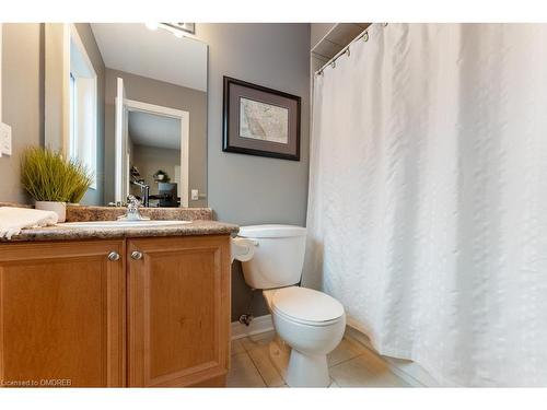 2576 Armour Crescent, Burlington, ON - Indoor Photo Showing Bathroom