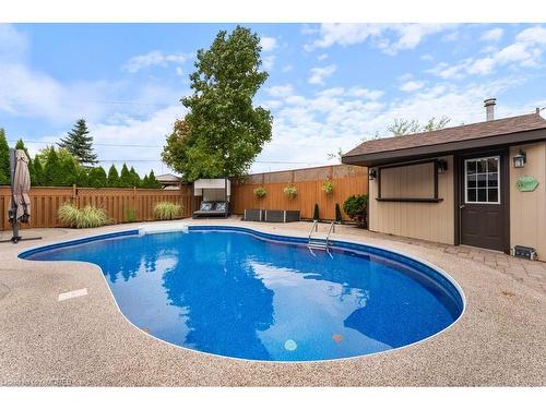 2576 Armour Crescent, Burlington, ON - Outdoor With In Ground Pool With Backyard