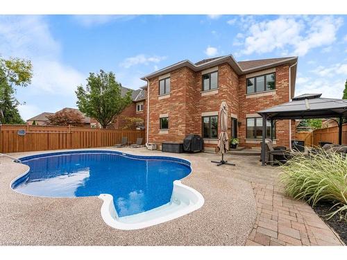 2576 Armour Crescent, Burlington, ON - Outdoor With In Ground Pool With Deck Patio Veranda With Backyard