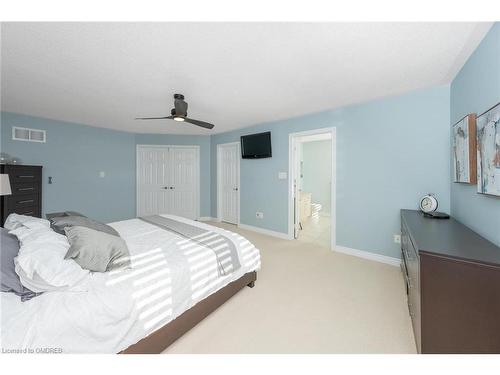 13 Beacon Hill Drive, Brampton, ON - Indoor Photo Showing Bedroom