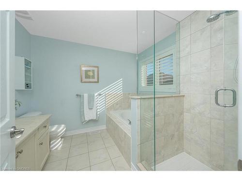 13 Beacon Hill Drive, Brampton, ON - Indoor Photo Showing Bathroom