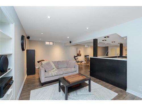 13 Beacon Hill Drive, Brampton, ON - Indoor Photo Showing Living Room