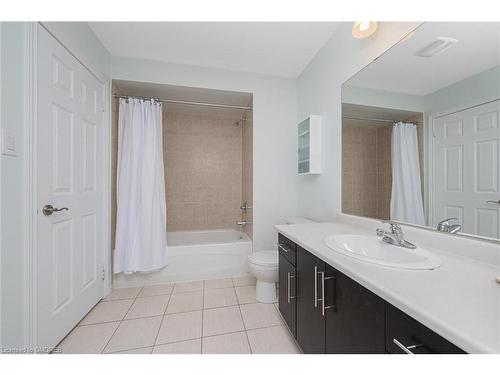 13 Beacon Hill Drive, Brampton, ON - Indoor Photo Showing Bathroom