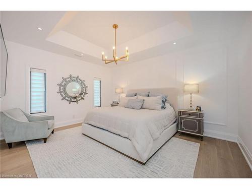 356 River Side Drive, Oakville, ON - Indoor Photo Showing Bedroom