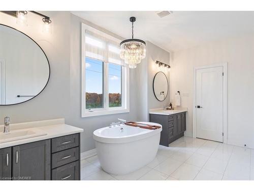 221 Agro Street, Waterdown, ON - Indoor Photo Showing Bathroom