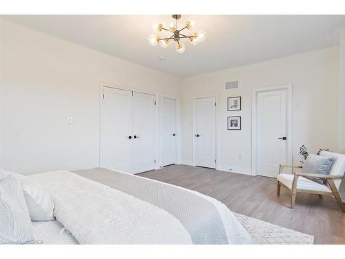 221 Agro Street, Waterdown, ON - Indoor Photo Showing Bedroom