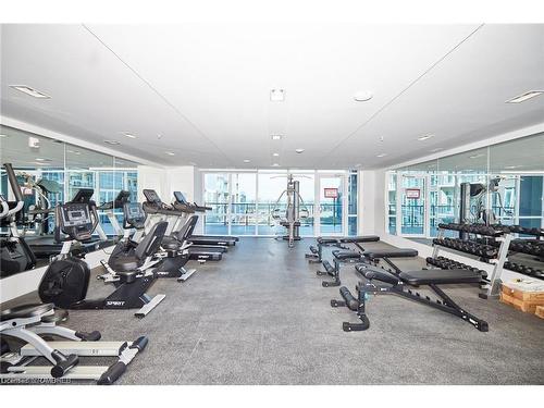 646-16 Concord Place, Grimsby, ON - Indoor Photo Showing Gym Room