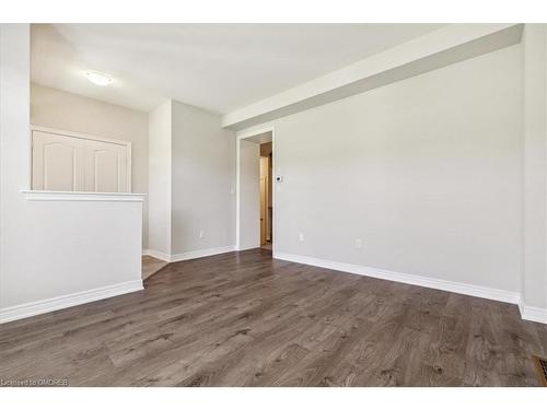 4-4021 Phoenix Way, Oakville, ON - Indoor Photo Showing Other Room