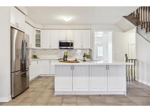 4-4021 Phoenix Way, Oakville, ON - Indoor Photo Showing Kitchen With Stainless Steel Kitchen With Upgraded Kitchen