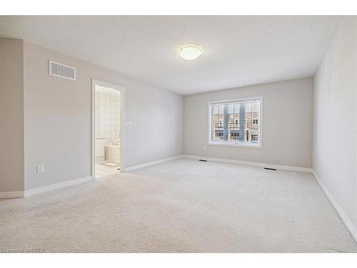 4-4021 Phoenix Way, Oakville, ON - Indoor Photo Showing Other Room