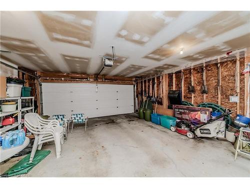 6 Knotty Pine Trail, Huntsville, ON - Indoor Photo Showing Garage