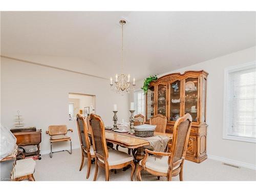 6 Knotty Pine Trail, Huntsville, ON - Indoor Photo Showing Dining Room