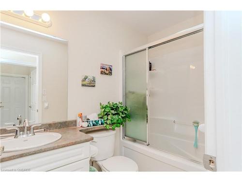 6 Knotty Pine Trail, Huntsville, ON - Indoor Photo Showing Bathroom