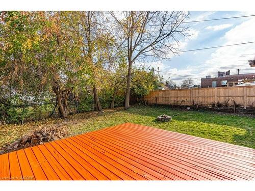 937 Garth Street, Hamilton, ON - Outdoor With Backyard