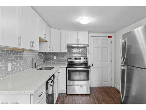 937 Garth Street, Hamilton, ON - Indoor Photo Showing Kitchen With Stainless Steel Kitchen With Upgraded Kitchen