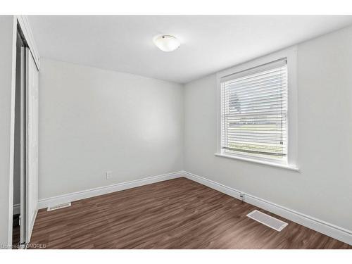 937 Garth Street, Hamilton, ON - Indoor Photo Showing Other Room