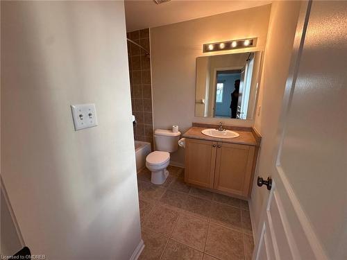 25-71 Garth Massey Drive, Cambridge, ON - Indoor Photo Showing Bathroom