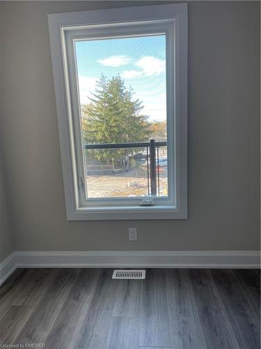 20-294 Vine Street, St. Catharines, ON - Indoor Photo Showing Other Room