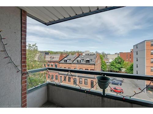 401-8 Main Street E, Dundas, ON - Outdoor With Balcony