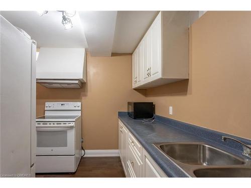 483 Cooper Street, Cambridge, ON - Indoor Photo Showing Kitchen With Double Sink